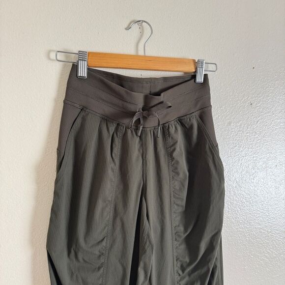 Lululemon Dance Studio Jogger 29" Dark Olive Size 2 - Picture 3 of 7